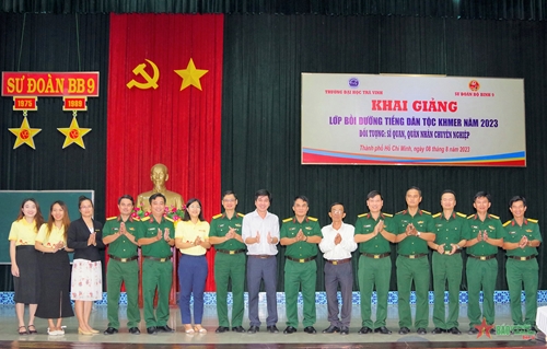 Sư đoàn 9, Quân đoàn 4 tổ chức lớp bồi dưỡng tiếng Khmer